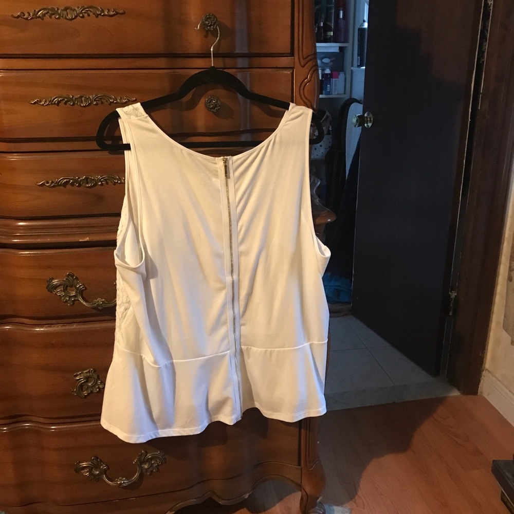 Lane Bryant white tank with lace and peplum 18/20